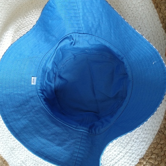 🌼 NWT 🌼 Blue Daisy Checkered Print Bucket Hat - Picture 9 of 12